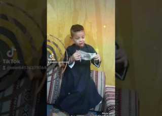 اسمر صغير يدوب
