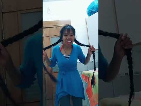 هيهيهيهيهيهي ذي اكثر وحده تضحك لما ترقص لا اي اغنيه