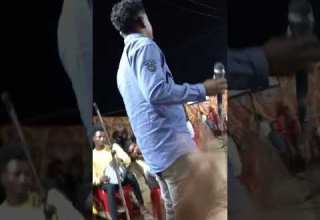 الفنان عمر احمد عبيد الناس في كوم وبراك في كوم