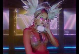 Lealani Floating S L O W E D