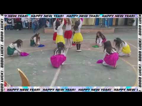 استعراض مساء الفل طالبات مدرسة الشاطئ ج احتفال ا بيوم الأم استعراض مساء الفل طالبات مدرسة الشاطئ ج احتفال ا بيوم الأم