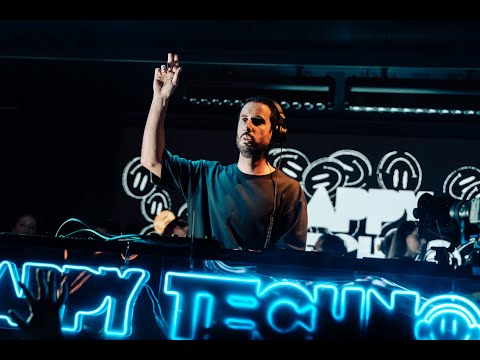 Bassel Darwish La Terrrazza Barcelona Happy Techno 4K Multicam Set