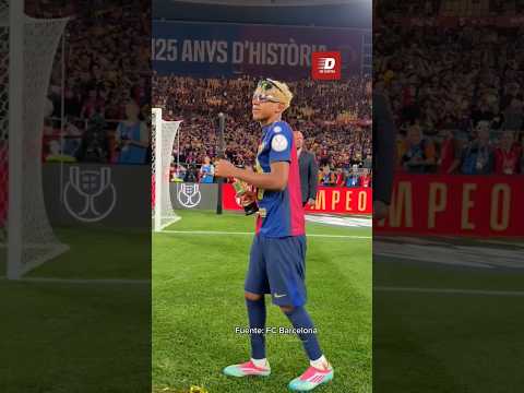 LAMINE YAMAL Bailando Al Estilo BAILALO ROCKY Shorts Lamineyamal Fcbarcelona LAMINE YAMAL Bailando Al Estilo BAILALO ROCKY Shorts Lamineyamal Fcbarcelona