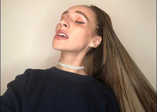 Sweetener Sessions With Ariana Grande