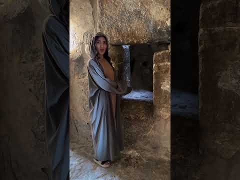 كهف الرقيم أو كهف أصحاب الكهف في منطقة الرجيب في الأردنإ ذ الأردن Explore