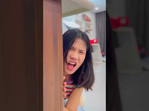 لحظة حب أخوية شورت