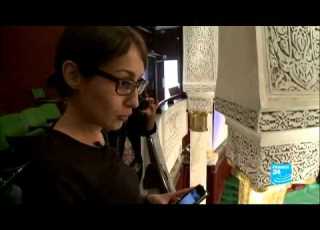 ريبورتاج تونس عودة ابنة أحد معارضي بن علي