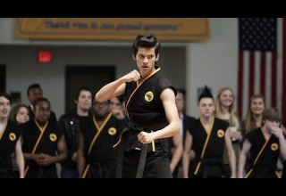 شب ضعيف بيتحول لوحش ف الفنون القتالية علشان ينتقم من المتنمرين ملخص الموسم الاول كامل Cobra Kai