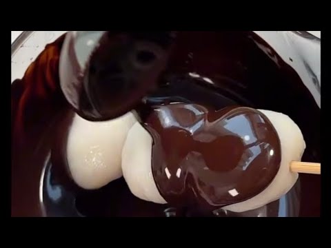 عصـ ب علي لماشافني فكه شعري وقال غطي لاحد يشوفك عصـ ب علي لماشافني فكه شعري وقال غطي لاحد يشوفك