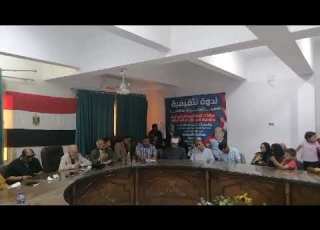  ندوه تثقيفيه لإداره تعليم الكبار بالعدوه حول إنجازات السيد الرئيس في محو الأميه