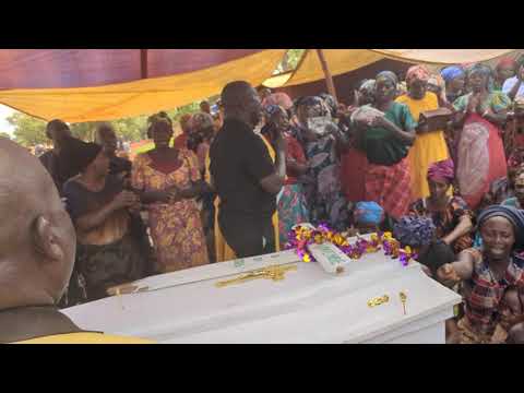 Section Filadelfia Waangana Na Mama FAIBE NAMWENGE Kwa Wimbo
