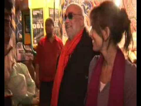 مستند امیلی روسوس درباره پدرش