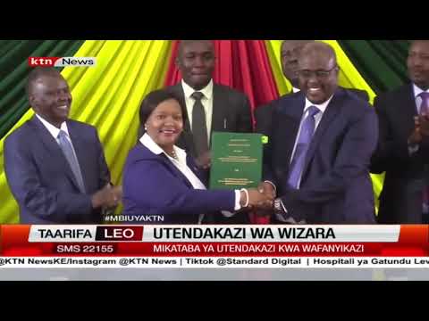 Waziri Wa Jumuiya Ya Afrika Mashariki Aanzisha Mchakato Wa Kutia Saini Utendakazi Wa Maafisa Wa Umma Waziri Wa Jumuiya Ya Afrika Mashariki Aanzisha Mchakato Wa Kutia Saini Utendakazi Wa Maafisa Wa Umma