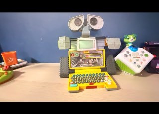 VTech Wall E Learning Laptop Words