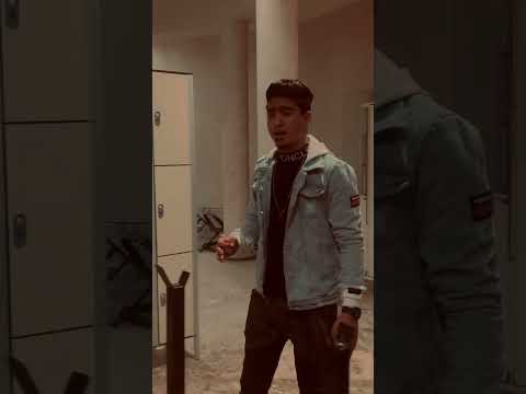 تيك توك خالد العجمي يبدع ويغنى