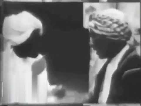 مشهد حقيقي لبيع العبيد في عمان قديما مشهد حقيقي لبيع العبيد في عمان قديما