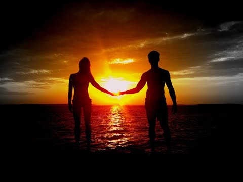 انت خلتنى اعيش الحب وياك الف حب ام كلثوم