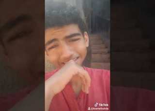 محدش راضي يديني لايك
