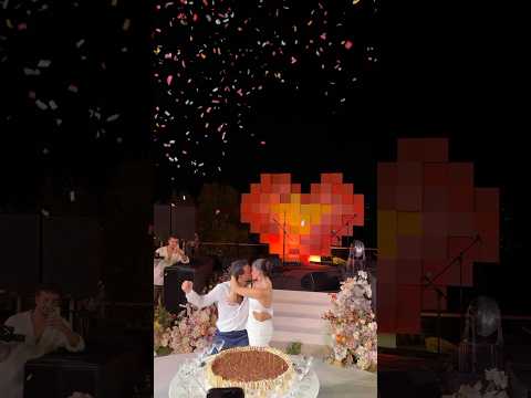 قبلة حب الزوجين ستيفاني عطالله و زاف