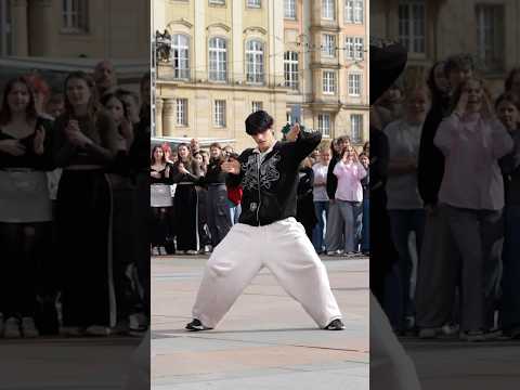 TEN BAMBOLA By Orkan Dresden