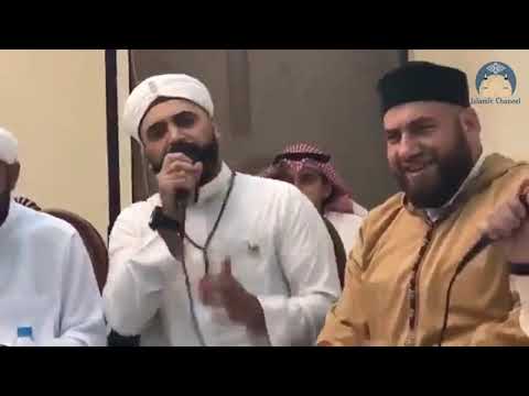 الليلة عندكم عيد أبو شعر رائع جدا مع مجموعة من المنشدين