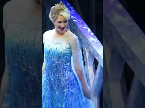 Let It Go Elsa Dress Transformation Disneyland Frozen Live At The Hyperion