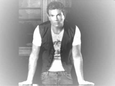 Teftekerini Amr Diab عمرو دياب تفتكرينى