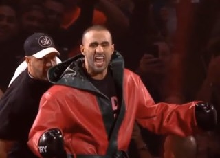 Badr Hari Entrance Song VS Rico Verhoeven 2 21 12 2019 Reda Taliani Denia Karatni