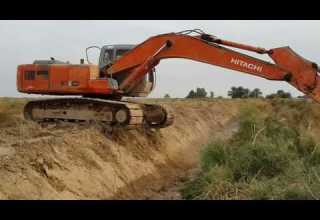 احسن سائق حفارة