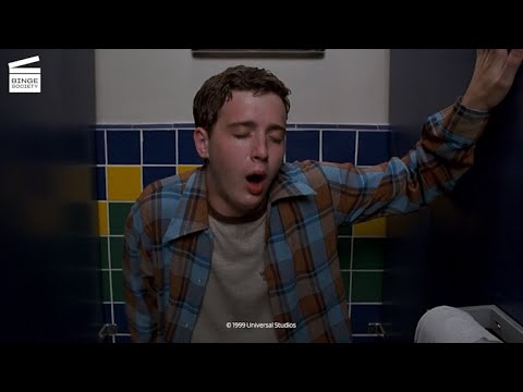 American Pie Un Moment Gênant Aux Toilettes CLIP HD