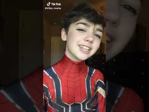 ولد حلو يجنن وصغيرون