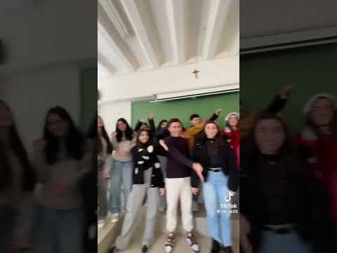 لا تخافي من يلي عندو شعرة او شعرتين خافي من الاصلع