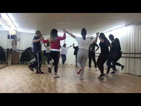 تعلم الدبكة بخطوات بسيطة في بيروت