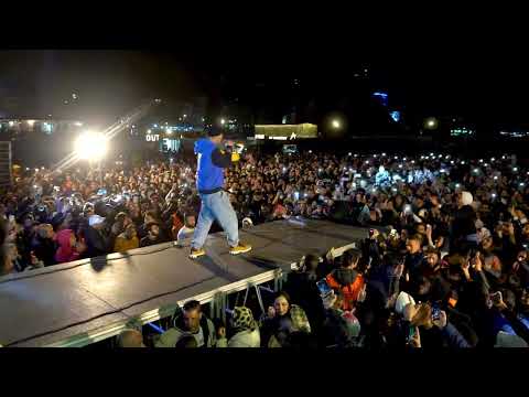 Shahyn Bestek Naw Live On Stage شاهين بيغني بستك ناو لايف