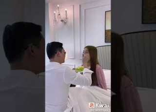  اهتمام الزوج بزوجته