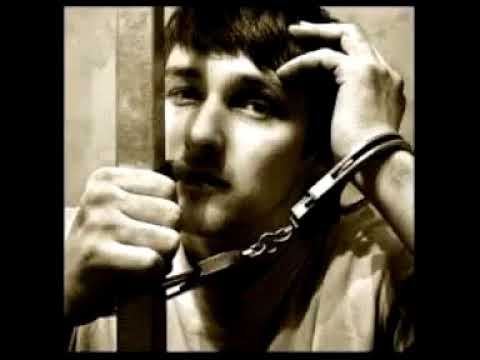 مصطفى كامل اتحملت كتير