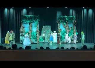  Shrek The Musical 2024 25