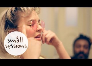 Anne Marie Alarm Acoustic Småll Sessions