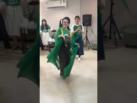 اليوم الوطني السعودي مشاركة معلمات اللغه الصينينة مع العائلة في احتفال اليوم الوطني السعودي94