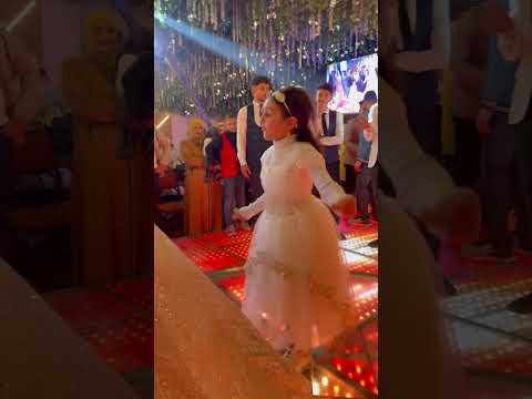 فيكي حاجه مش فاهمه اي هيا