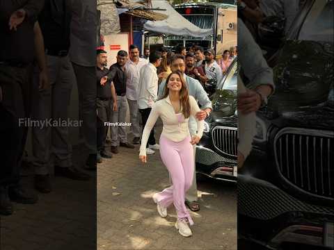 When You Honour You Get The Respect Filmykalakar Sharvariwagh Ajaydevgan When You Honour You Get The Respect Filmykalakar Sharvariwagh Ajaydevgan