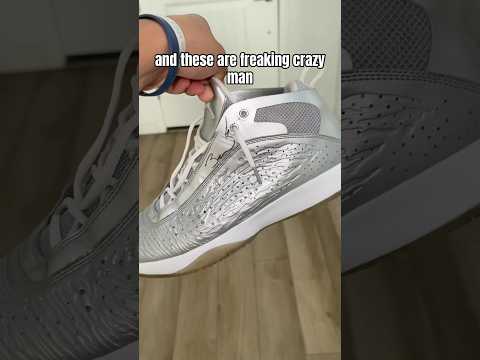 SOME CRAZY SNEAKERS JUST CAME IN Dsanglay