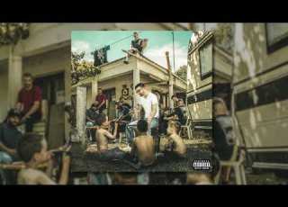 Bloody Hawk Toquel Πάνω