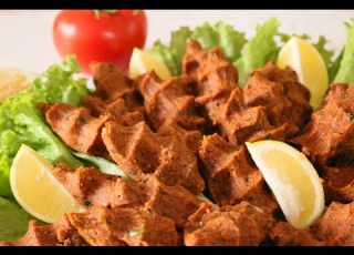  الكفتة النية التركية تشي كوفتي çiğ Köfte بدون لحمة من اشهر الاطباق التركية