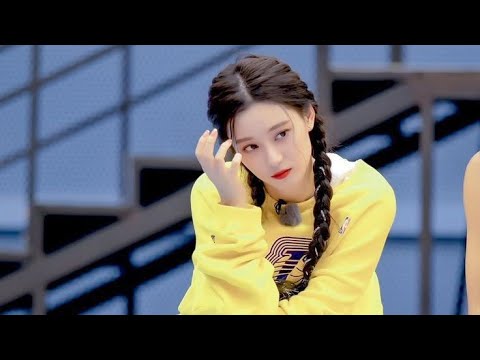 بنت كيوته بيتنمروا عليها عشان فاشله بس اجمل شاب في المدرسه بيصدمهم وبيدافع عنها قدام الكل ملخص مسلسل بنت كيوته بيتنمروا عليها عشان فاشله بس اجمل شاب في المدرسه بيصدمهم وبيدافع عنها قدام الكل ملخص مسلسل