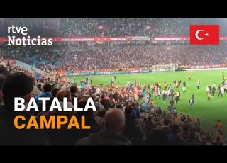  TURQUÍA DETENIDOS Doce Ultras Del TRABZONSPOR Tras AGREDIR A Los JUGADORES Del FENERBAHÇE RTVE