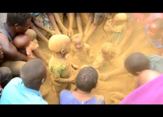 HOLO INAGA KATIKA UCHANGANYAJI WA DAWA ZA ASILI CHINI YA INAGA MLYAMBELELE
