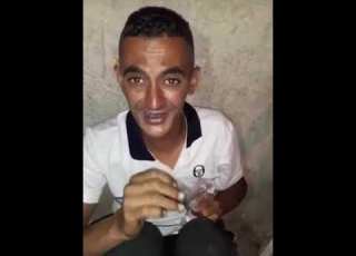 كيغني على بنتو فاطمة داتها ليه مرتو الغربة عليها قال ياربي ستاجب دعوتي وف فاطمة بنتي نسيني