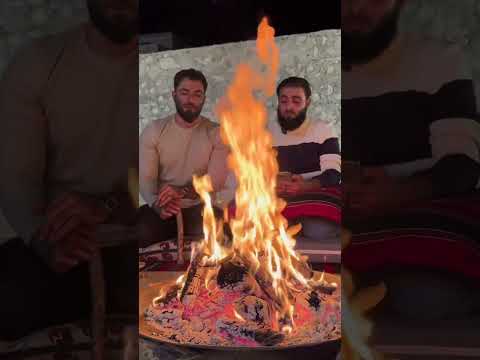 فقلت أيا أمي كيف الهناء