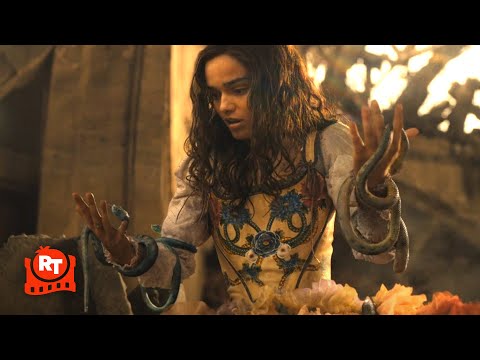 The Hunger Games The Ballad Of Songbirds Snakes 2023 Lucy Sings To The Snakes